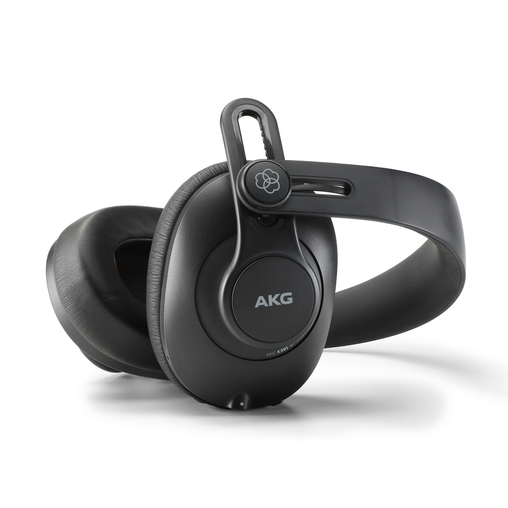 AKG DYNAMIC EARPHONE AND MIC