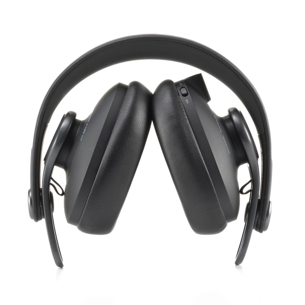 AKG DYNAMIC EARPHONE + MIC