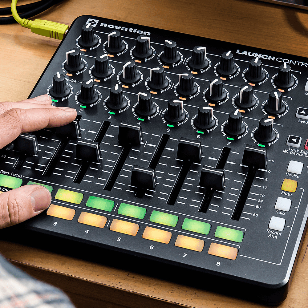 NOVATION PORTABLE CONTROL PANEL