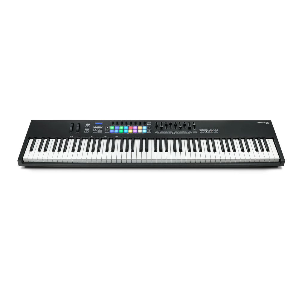 NOVATION USB MIDI CONTROLER 88 DYNAMIC KEYS