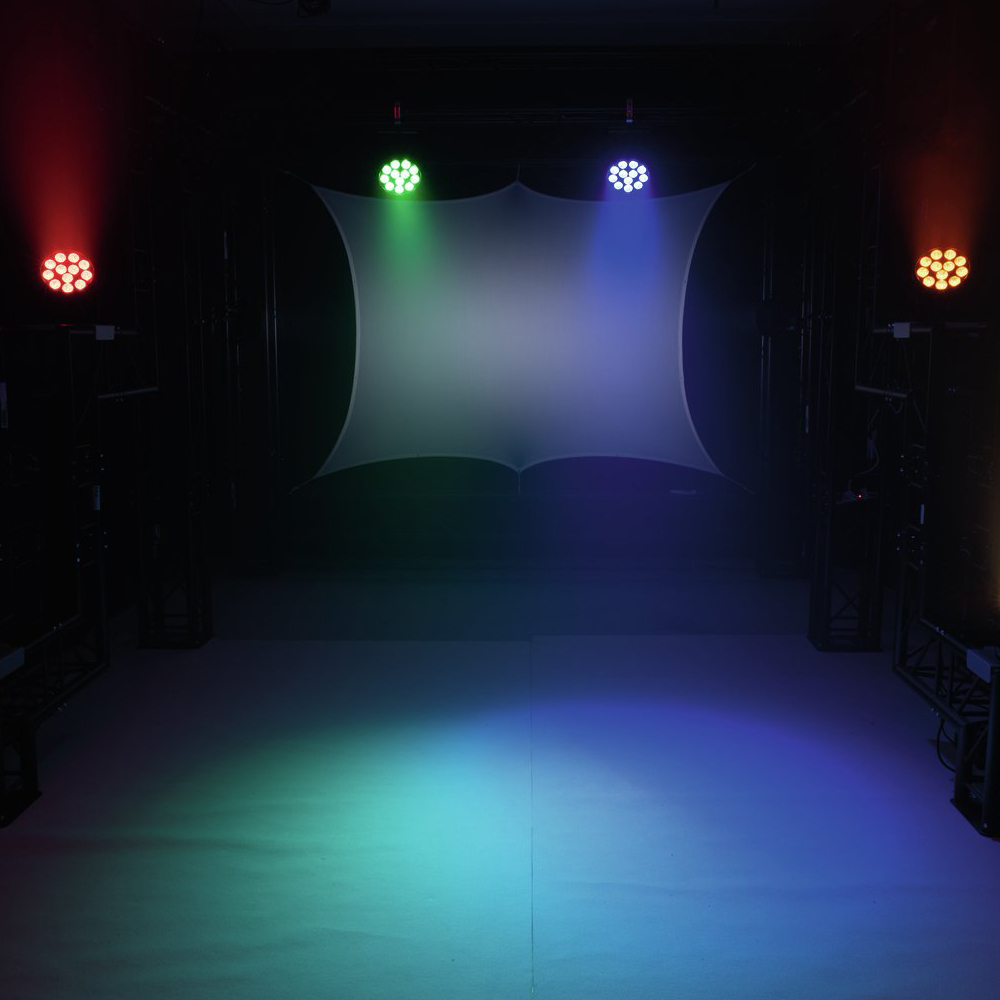 EUROLITE INAUDIBLE 7IN1 PAR SPOTLIGHT IN A SPACE-SAVING DESIGN