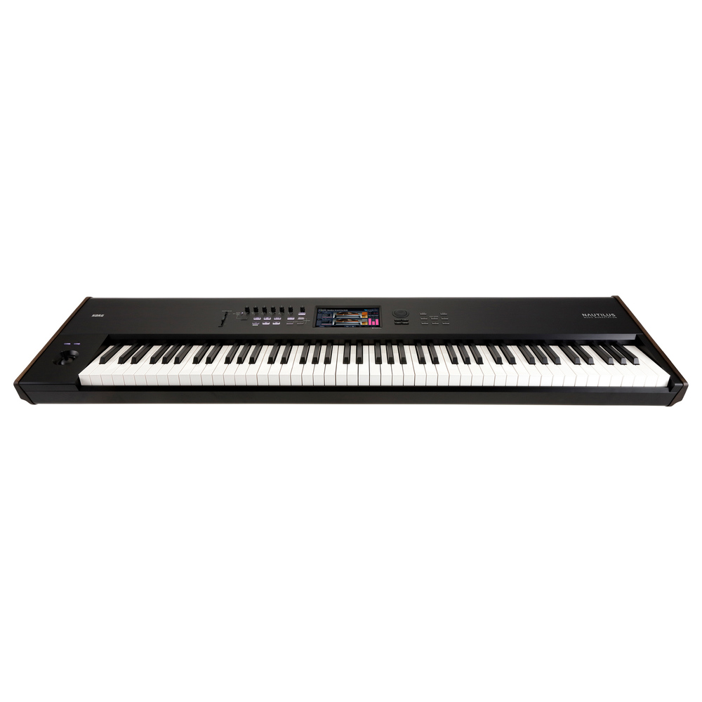 KORG MUSIC WORKSTATION 88 responsive semi-w. keys