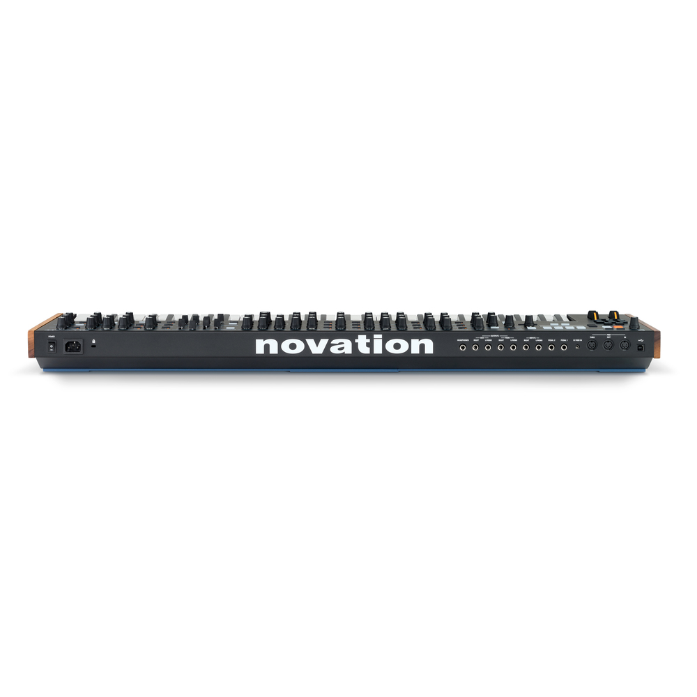 NOVATION 16 VOICE ANALOG SYNTHESIZER