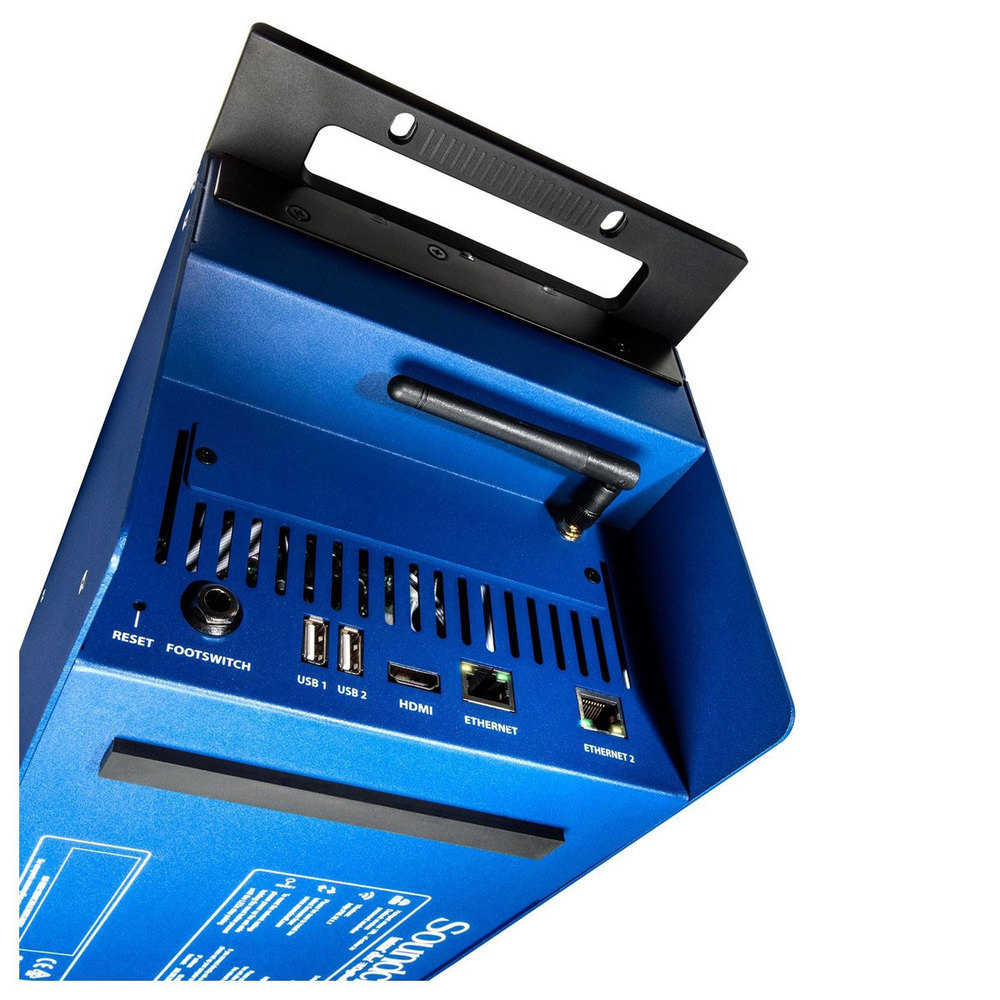 SOUNDCRAFT DIGITAL MIXING CONSOLE  24 IN/14 OUT WITH WIFI