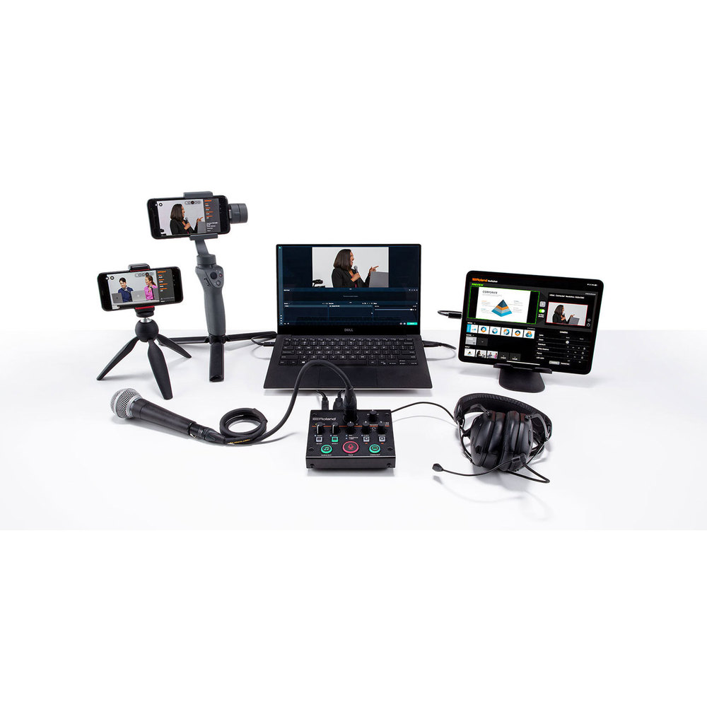 ROLAND WEB PRESENTATION DOCK WITH HDMI & MIC/LINE ENTRY