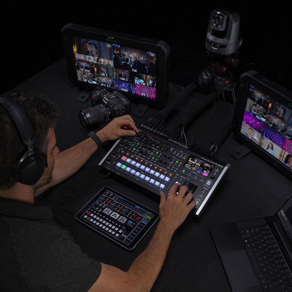 ROLAND STREAMING VIDEO SWITCER