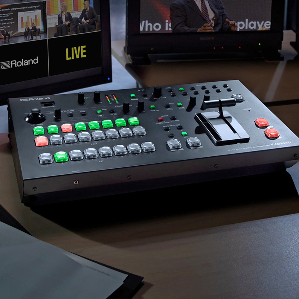 ROLAND MULTI FORMAT VIDEO SWITCHER 4K