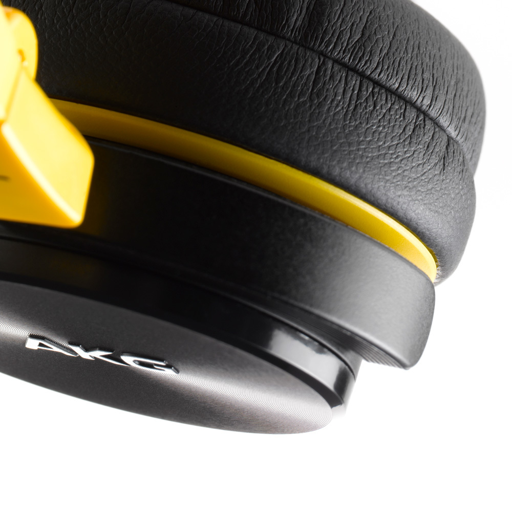 AKG ΔΥΝΑΜΙΚΟ ΑΚΟΥΣΤΙΚΟ ΚΛΕΙΣΤΟΥ ΤΥΠΟΥ  ΑΝΑΔΙΠΛΟΥΜΕΝΟ