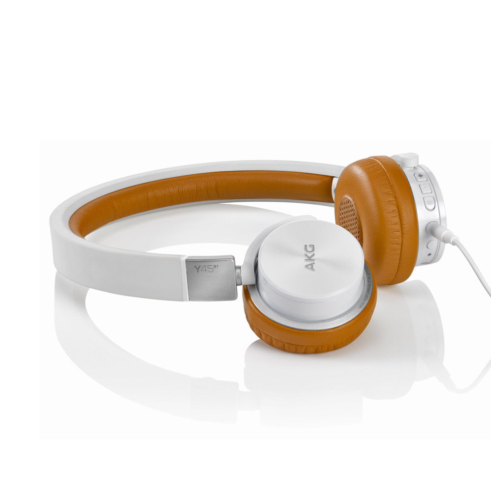 AKG ΔΥΝΑΜΙΚΟ ΑΚΟΥΣΤΙΚΟ ΚΛΕΙΣΤΟΥ ΤΥΠΟΥ BLUETOOTH